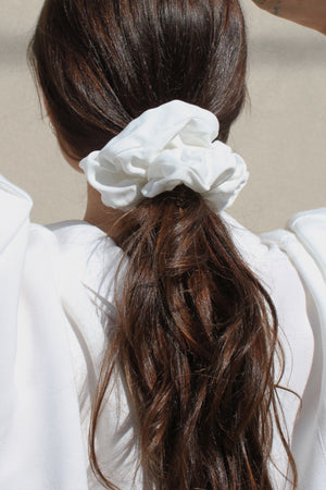 Na Nin Scrunchie in Vintage Wash Modal / Available in Coconut, Smoke, Topiary, Midnight
