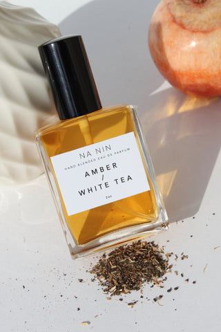 Amber & White Tea Eau De Parfum / 2oz