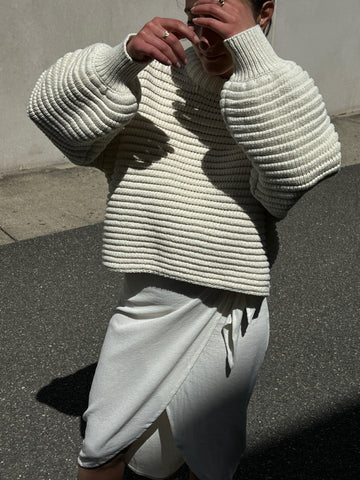 Na Nin Romy Cotton Balloon Sleeve Sweater / Available in Ivory, Latte, Forest