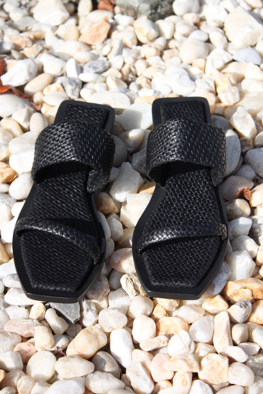 Woven Resort Slide
