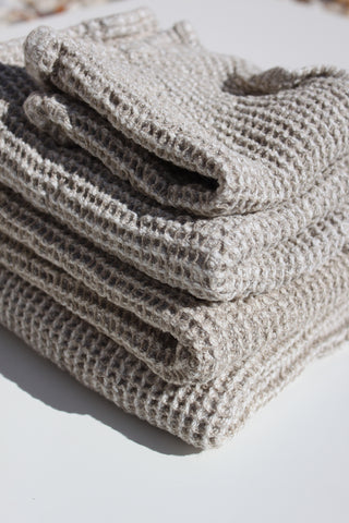 Dodesign Linen Waffle Towel / Available in Multiple Sizes